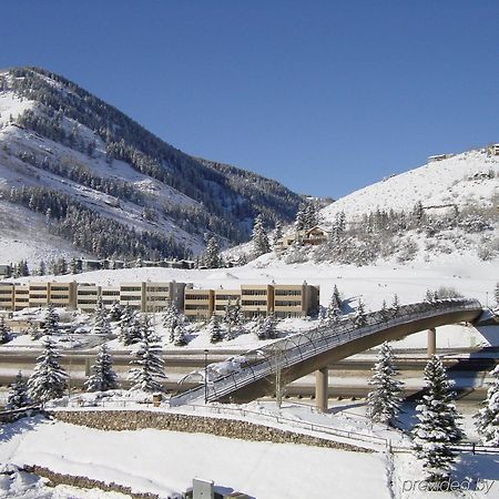 Sun Vail Aparthotel Bagian luar foto