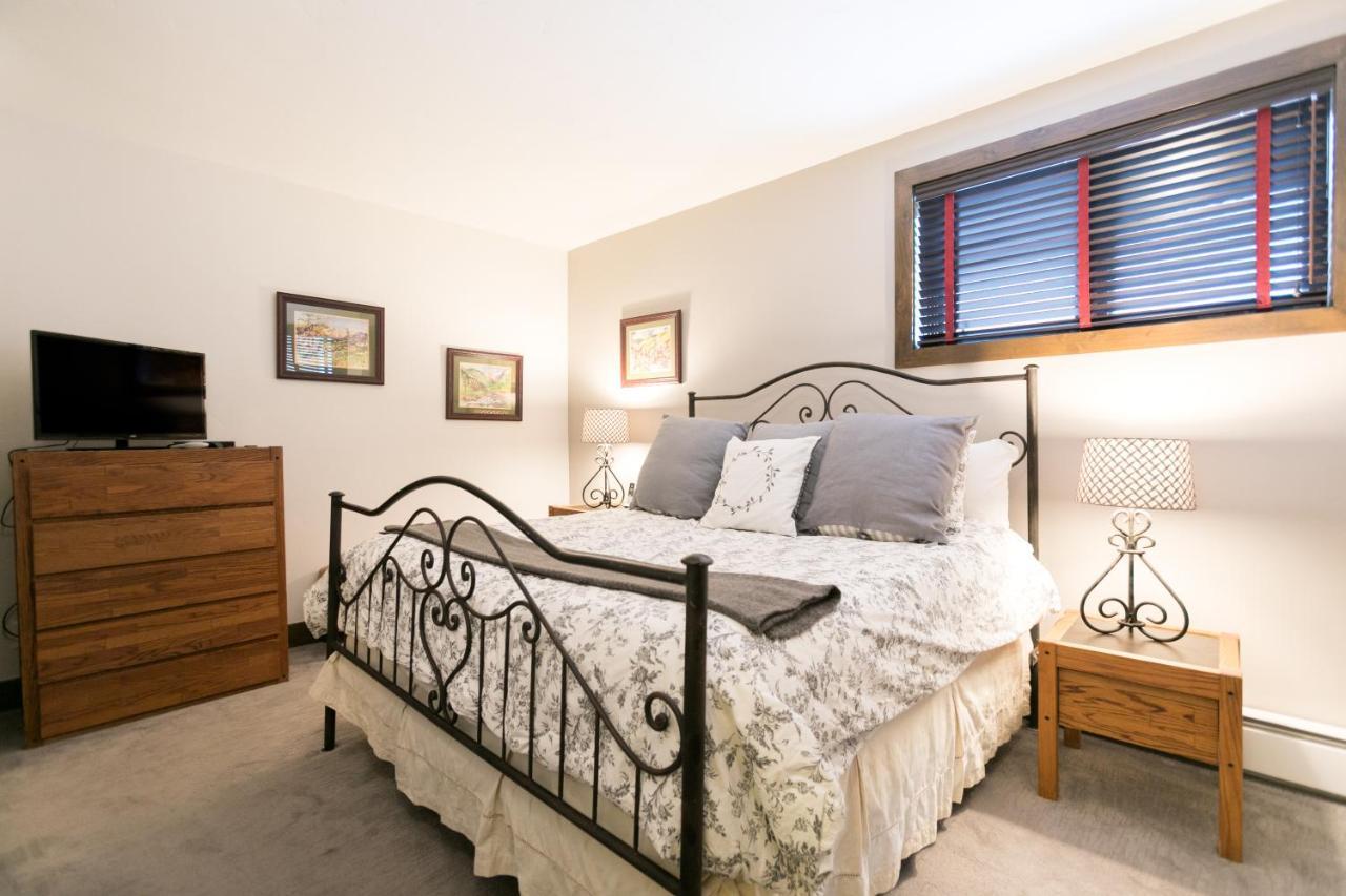 Sun Vail Aparthotel Bagian luar foto